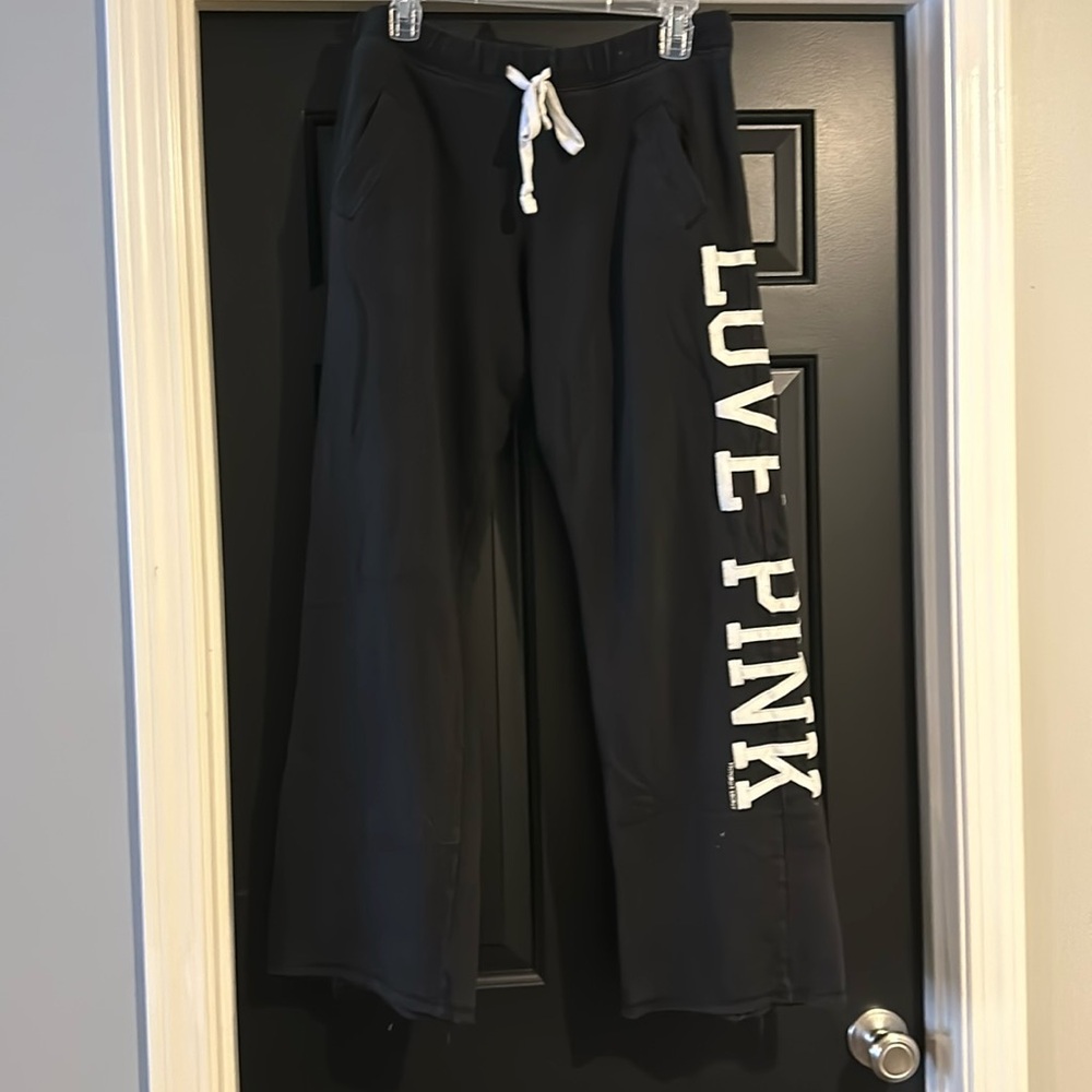 Boyfriend sweatpants, runs big